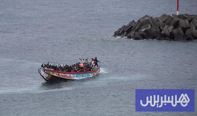 موريتانيا تنقذ قاربا يقل 161 مهاجرا