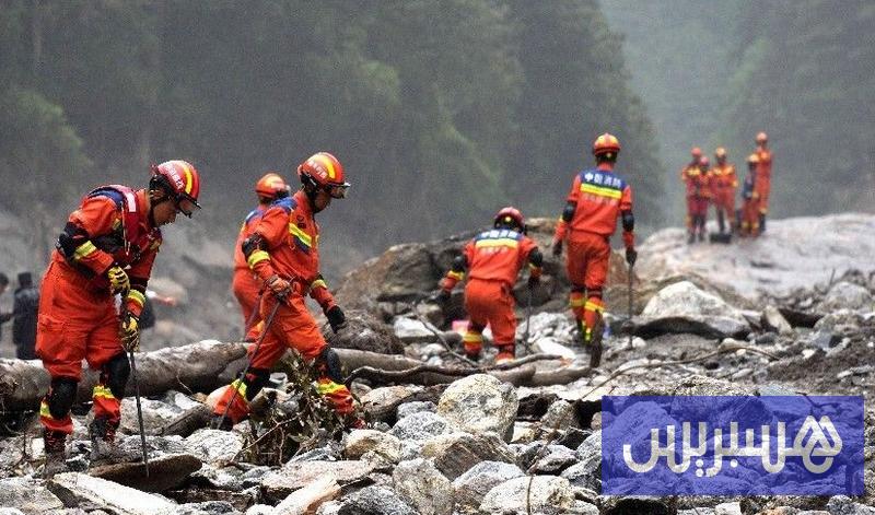 النيبال 13 نيبال تدفن ضحايا للفيضانات في مقابر جماعية