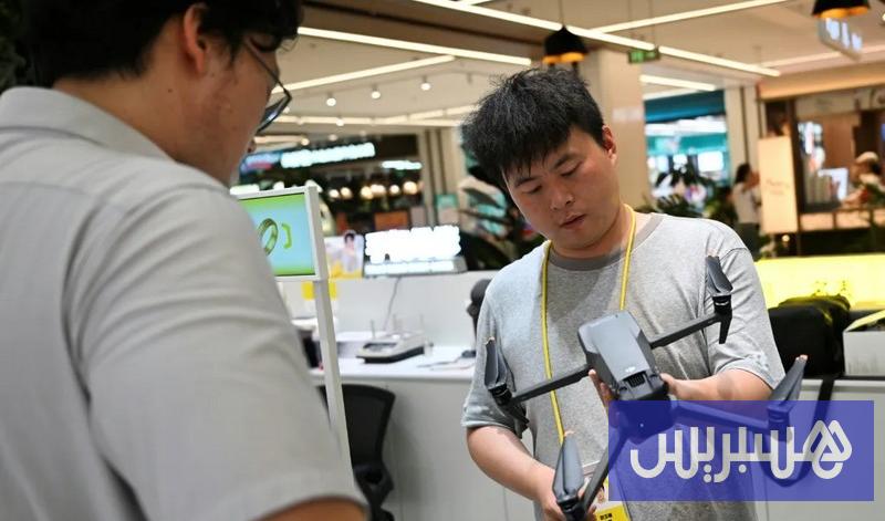 سكان بكين يتخلّصون من المسيّرات سكان بكين يتخلّصون من المسيّرات