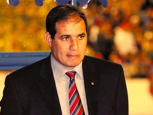 بادو الزاكي مدربا للمنتخب الوطني لكرة القدم
