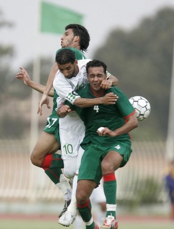 الجزائر تشكو المغرب بسبب شتم بوتفليقة في مركب فاس