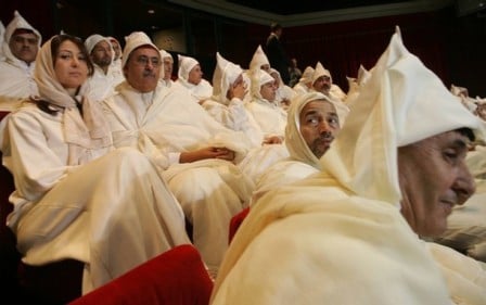 ملفا الانتخابات والسير أمام الدورة البرلمانية الثانية