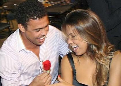 رونالدو يقضي ليلة ماجنة في فاس ومنع مغربيات من مرافقته إلى غرفته