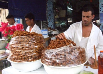 رغم الغلاء، المغاربة لن يخلفوا العهد مع مائدة الإفطار