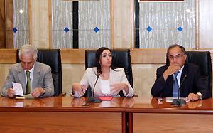 بادو تؤكد أن لقاحات أنفلونزا الخنازير ستتوفر خلال أكتوبر المقبل