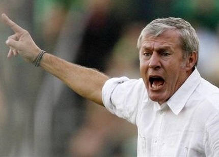 حجّي وفرنانديز مهتمان بتدريب المنتخب الوطني