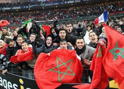 المغاربة ينحازون للجزائر ضد مصر رغم خلافات السياسة