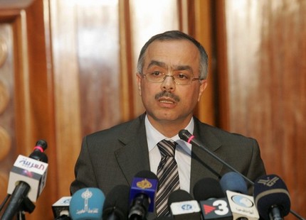 لماذا لا ترفع السرية عن أرشيف الداخلية؟