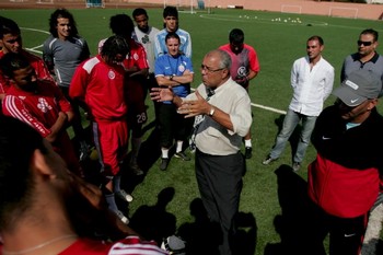 الوداد يتعاقد مع المدرب البرازيلي دوس سانطوس