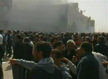 شهود عيان يتحدثون عن مذبحة في بنغازي