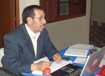 الراجي: ملكية برلمانية مغربية لا شرقية ولا غربية