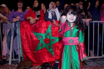 جيهان.. طفلة تفوز بمسابقة "أجمل صورة مع العلم الوطني"
