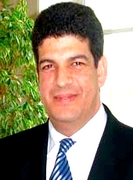 مصطفى البكوري