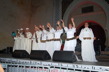 مهرجان الثقافة الأمازيغية يُختَتَمُ بفاس