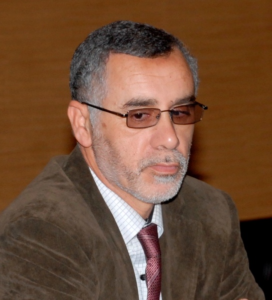 من المحل الرفيع إلى الدرك الوضيع