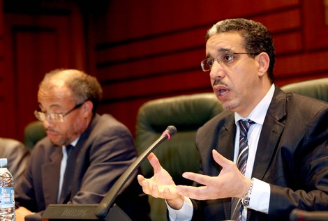 رباح يُحدث لجنة خاصة لـ"تطوير" الطريق الوطنية بالأقاليم الجنوبية