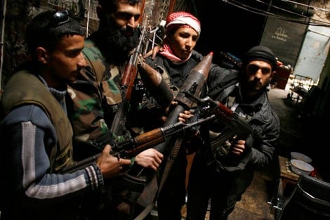 مصدر أمني: 214 مغربيا انضموا إلى "الجيش الحُر" بسوريا