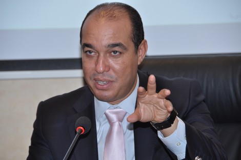 وزارة الشباب ستلجأ للقضاء بسبب "صفقات"