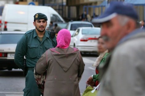 تقرير يرصد "التّمييز والعنصرية" ضد مسلمي سبتة ومليلية المحتلَّتَين