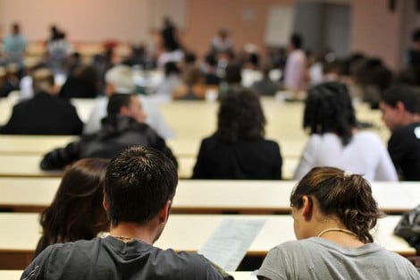 كيف يمكن للخرّيج إيجاد عمل رغم قلة خبراته المهنية؟