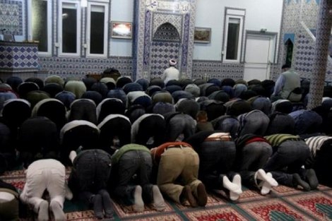 السلطات الإيطالية تعرض على المغرب التكفل بمسجد ميلانو