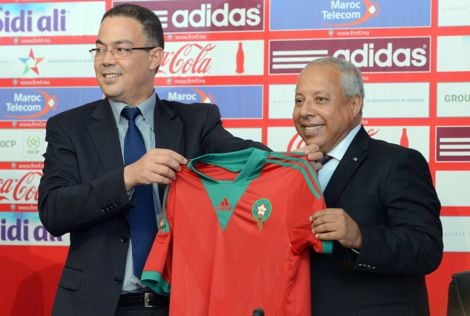 جامعة الكرة تصادق على برنامج "فاخر"