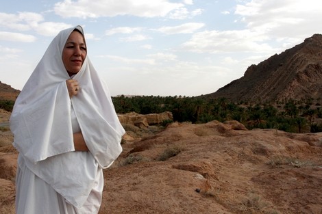 مغربية تقطع 4 كيلومترات في 3 أيام لـ"وصال" أقاربها في الجزائر