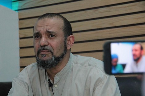شباب يُكرمون "طبيب غزة" المغربي .. والهنا يسرد مشاهد مؤثرة
