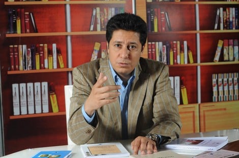 زويريق: الشاعر ياسين عدنان بين المُشاهد والقارئ