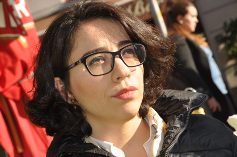 مريم إسماعيل .. مغربيّة برعت أصابعها بالموسيقَى وقاعات الجراحَة