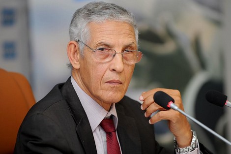 الوزير الداودي يعد متدربي التكوين المهني بمنح