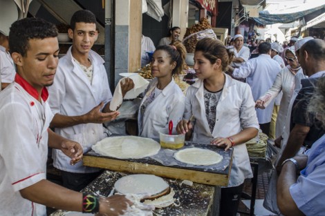 رمضان بالرباط .. مشاهد من طقوس تعبّديّة وممارسات تجاريّة