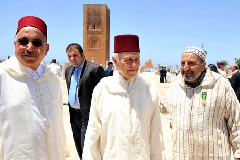 رصيف الصحافة: توشيح باطما بوسام ملكي يثير غضب عصمان