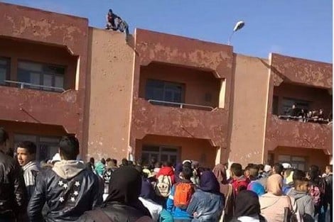 تلميذ يهدّد بالانتحار داخل ثانوية بالشماعية