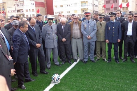 تسليم ملعب الشريف محمد أمزيان بأزغنغان