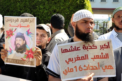 سلفيون يخلدون "ذكرى 16 ماي" ويتهمون بنكيران بالتهرّب