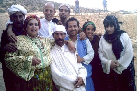 العطّاش: مغاربةٌ يرون الفنان الأمازيغي "حلايقي" .. والقرصنة كذبة