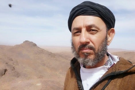 عاطيف: خطاب المظلومية مرفوض .. وعقدة "الأمازيغي العربي" متجاوزة