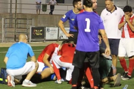 حكم ينقذ حياة لاعب ابتلع لسانه في إسبانيا