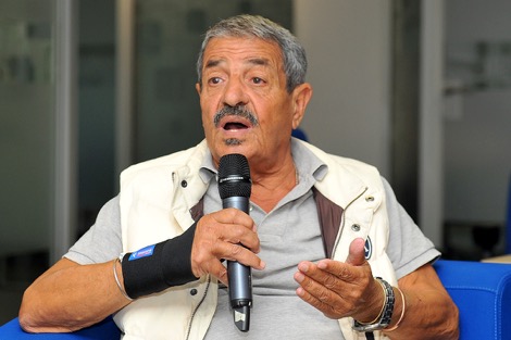 الجامعي: الانتخابات "ضحك على الذقون" والملك هو الحاكم فعلا