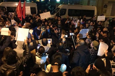 احتجاجات "سمّاك الحسيمة" ترحل إلى فرنسا بتوابل "20 فبراير"