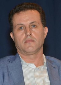 أيٌ من الحكومتين سيرأس بنكيران؟