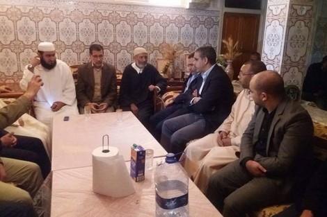 قياديون في "العدالة والتنمية" يزورون أسرة فكري لتقديم التعزية