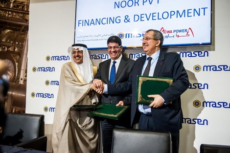 السعودية تظفر بمحطتين للطاقة الكهروضوئية بالعيون وبوجدور