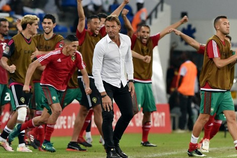 شكاوى لاعبين وإقصاء مُتألّقين يُدخلان هيرفي رونار قفص الاتهام