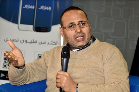 البوز يربط "البلوكاج الحكومي" بسطوة بنكيران على "البيجيدي"