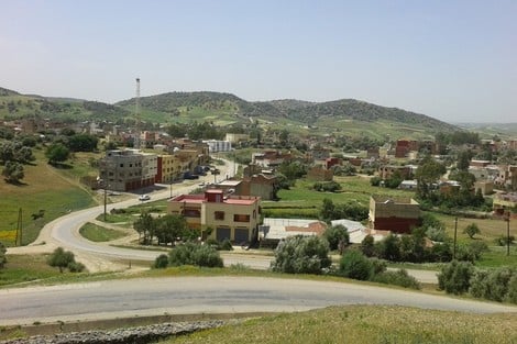 جماعة "سيدي رضوان" ترزح تحت نير البطالة والطرق المتهالكة