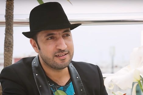 عصام كمال: 20 درهما أول أجري .. والإسراف جحيم الفنان