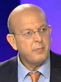 عقدة حكام الجزائر