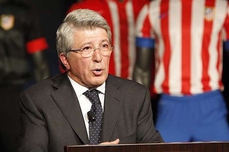 أتلتيكو مدريد يشكو البارسا إلى فيفا بسبب غريزمان